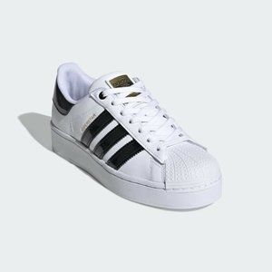 Adidas Originals Womens White Black white SUPERSTAR BOLD Fashion Sneakers FV3336
